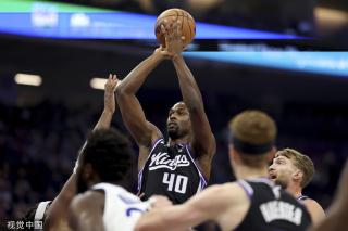 很快吸引了 很快吸引了