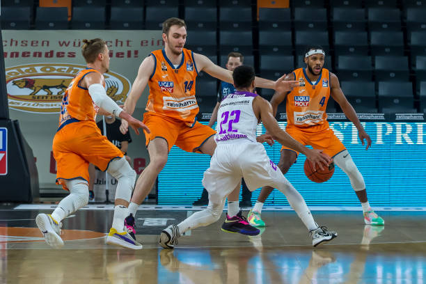 乐部的财务 乐部的财务